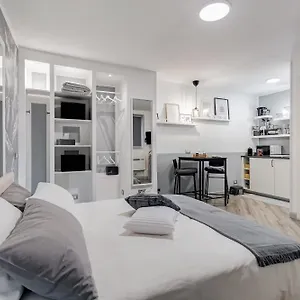 Casa vacanze Diecipassi- Colosseo, Roma